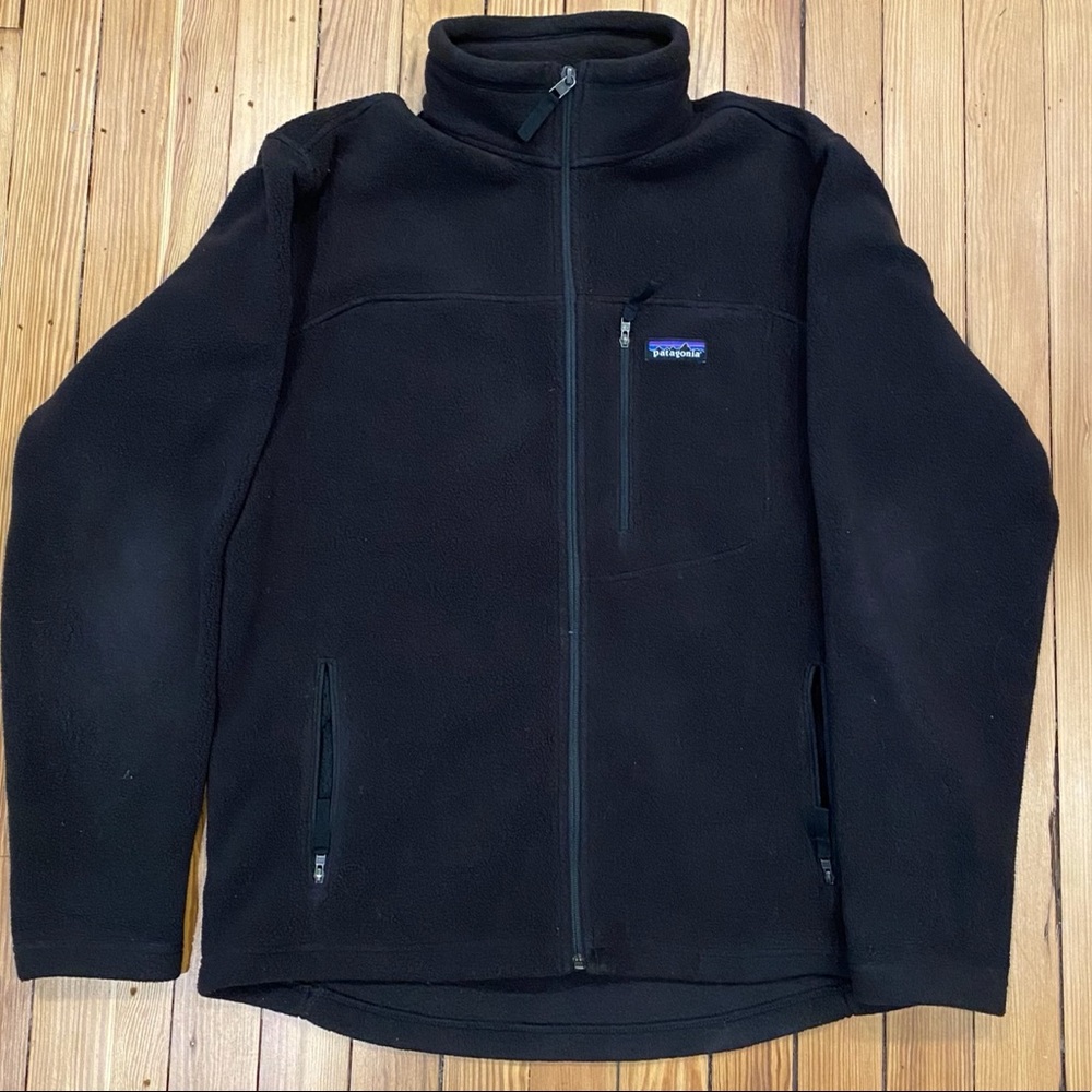 Men’s Black Patagonia Synchilla Fleece Jacket